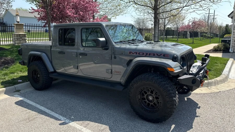 2023 Jeep JT Gladiator - Image 5 of 12