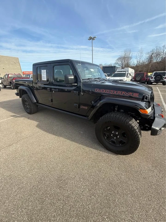 2023 Jeep JT Gladiator - Image 5 of 16