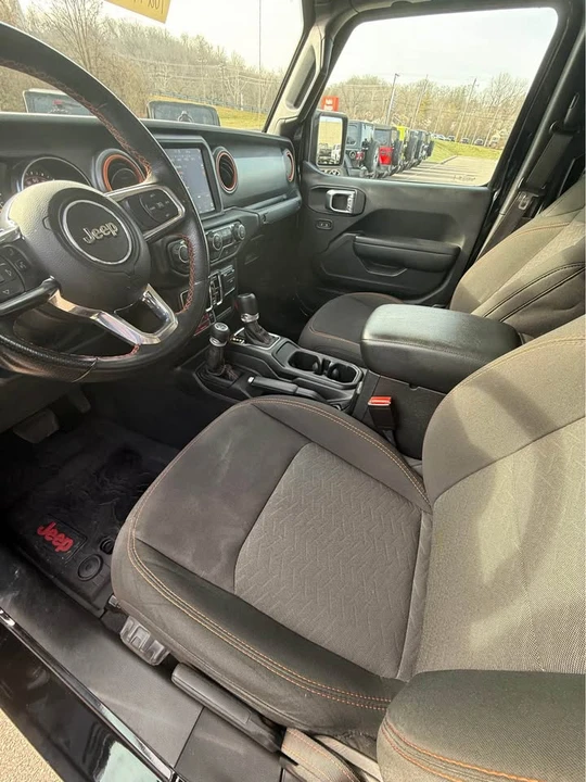 2023 Jeep JT Gladiator - Image 12 of 16