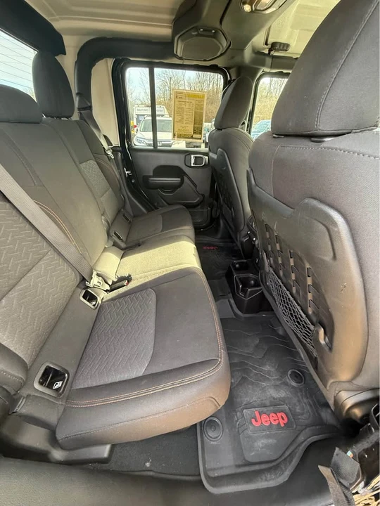 2023 Jeep JT Gladiator - Image 10 of 16