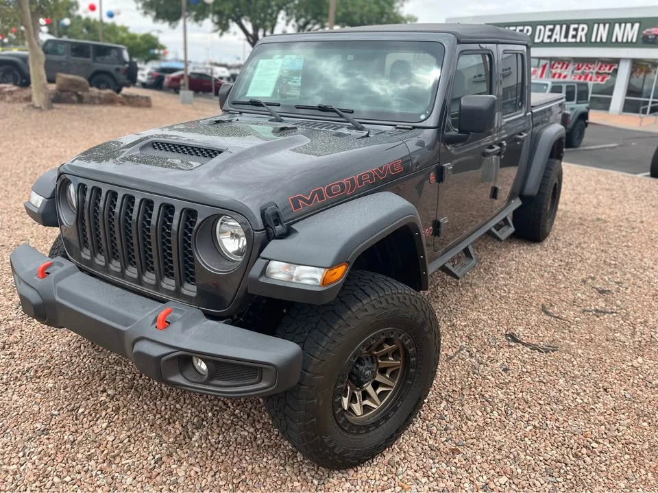 2023 Jeep JT Gladiator - Image 2 of 8