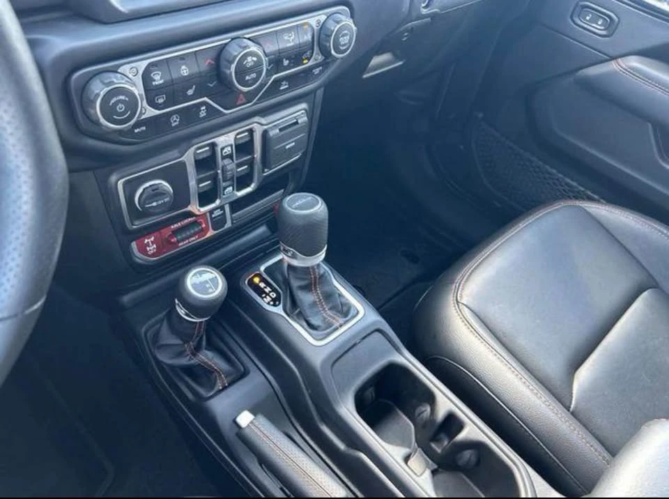 2023 Jeep JT Gladiator - Image 16 of 18