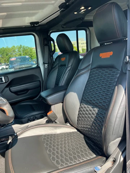 2023 Jeep JT Gladiator - Image 7 of 9