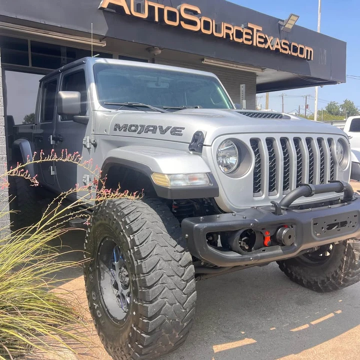 2023 Jeep JT Gladiator - Image 3 of 11