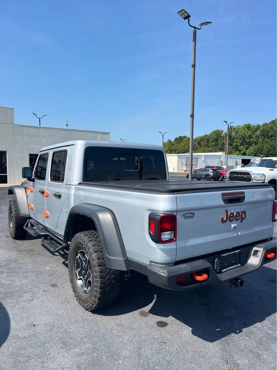 2023 Jeep JT Gladiator - Image 4 of 9