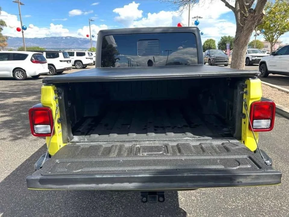 2023 Jeep JT Gladiator - Image 7 of 9