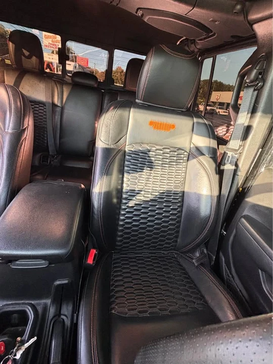2023 Jeep JT Gladiator - Image 15 of 18
