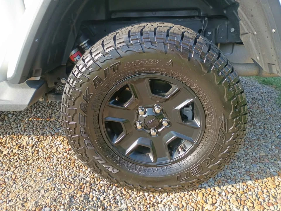 2023 Jeep JT Gladiator - Image 13 of 20
