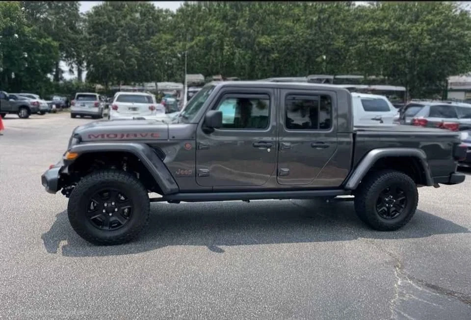 2023 Jeep JT Gladiator - Image 2 of 13