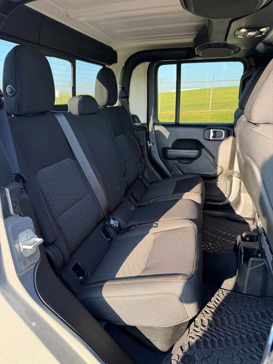 2023 Jeep JT Gladiator - Image 7 of 12