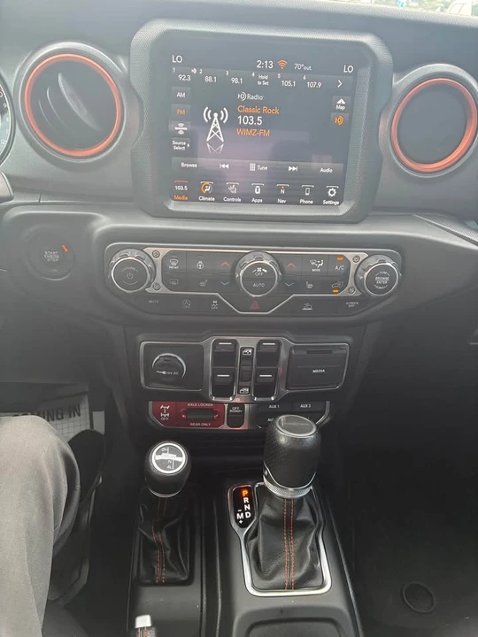2023 Jeep JT Gladiator - Image 9 of 9