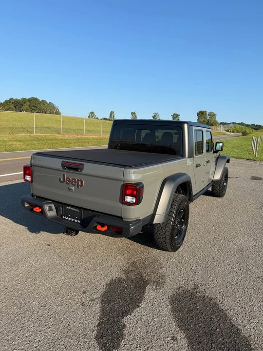 2023 Jeep JT Gladiator - Image 3 of 12