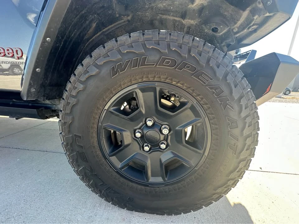 2023 Jeep JT Gladiator - Image 7 of 18