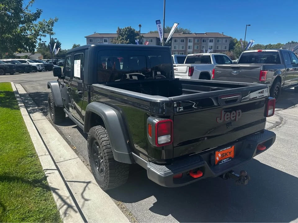 2023 Jeep JT Gladiator - Image 2 of 10