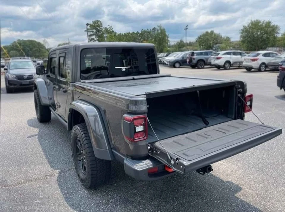 2023 Jeep JT Gladiator - Image 9 of 13