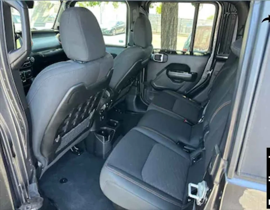 2023 Jeep JT Gladiator - Image 10 of 13