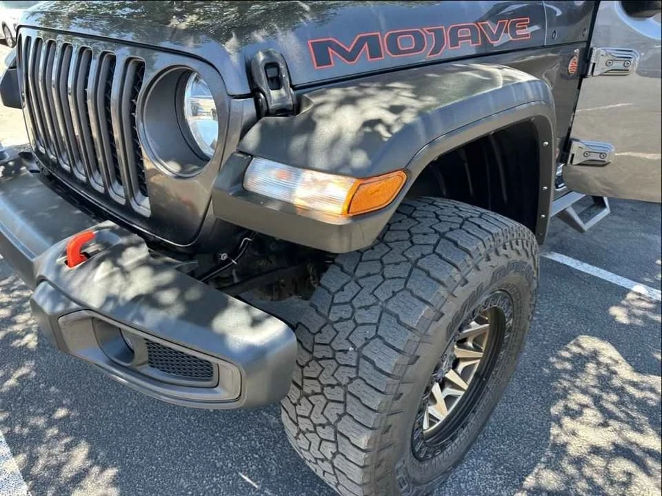2023 Jeep JT Gladiator - Image 4 of 13