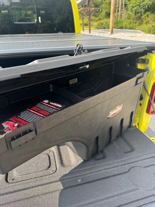 2023 Jeep JT Gladiator - Image 9 of 18
