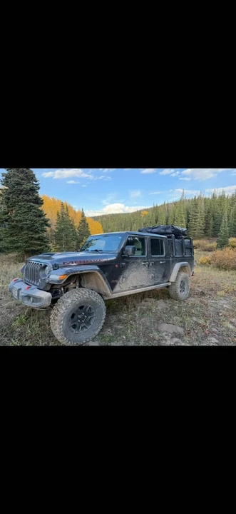 2023 Jeep JT Gladiator - Image 5 of 12