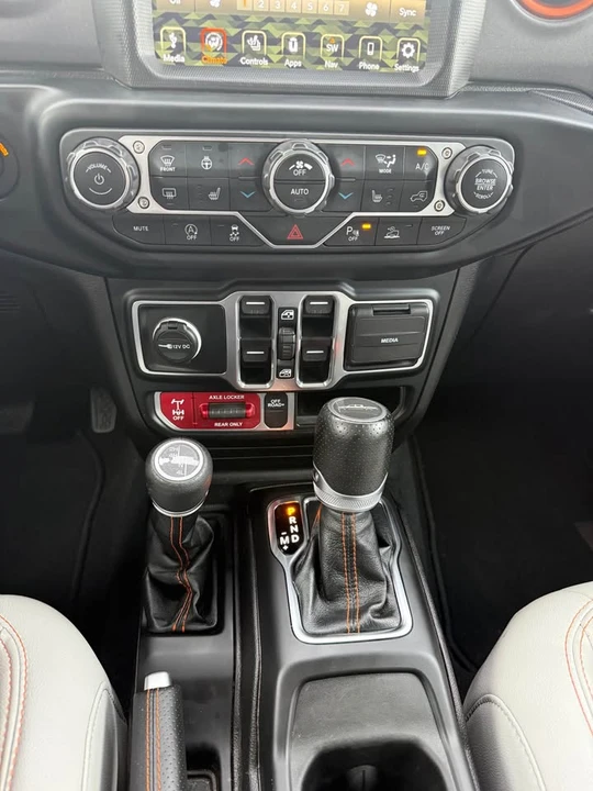 2023 Jeep JT Gladiator - Image 6 of 12
