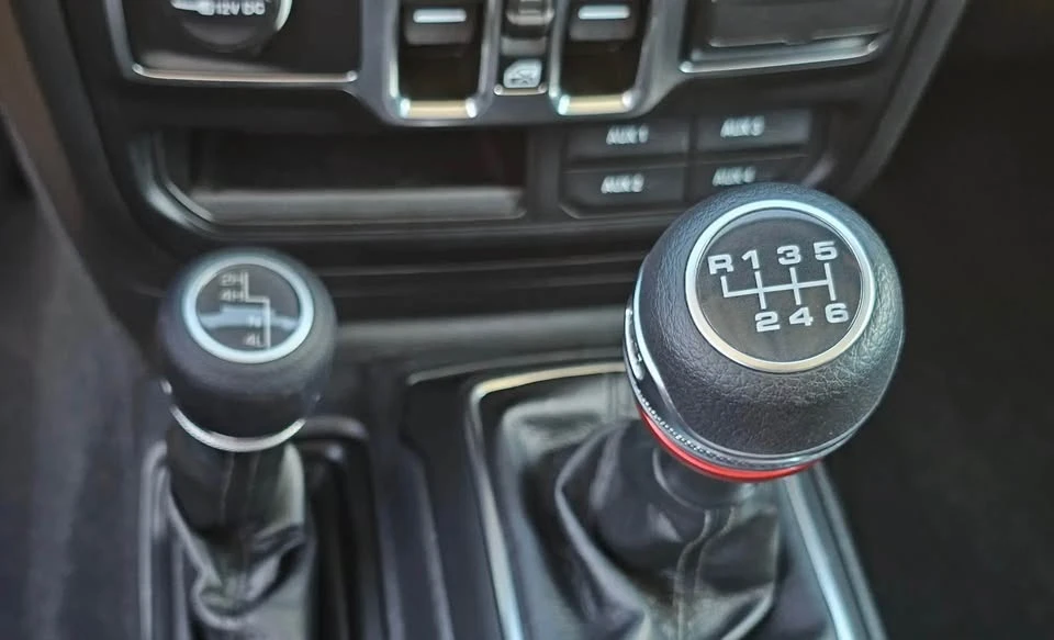 2023 Jeep JT Gladiator - Image 14 of 16