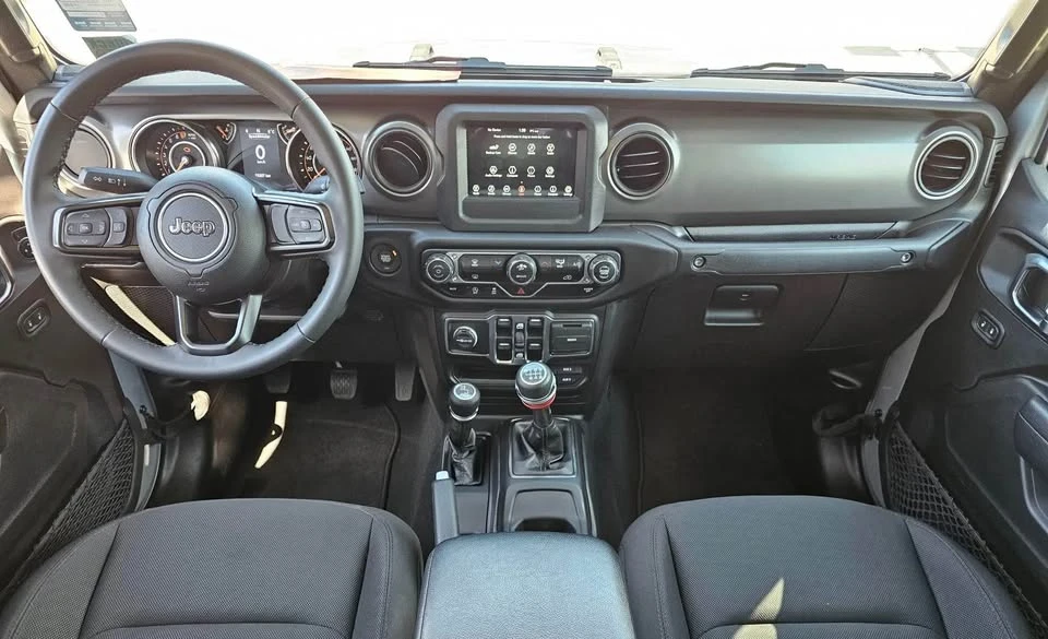 2023 Jeep JT Gladiator - Image 15 of 16