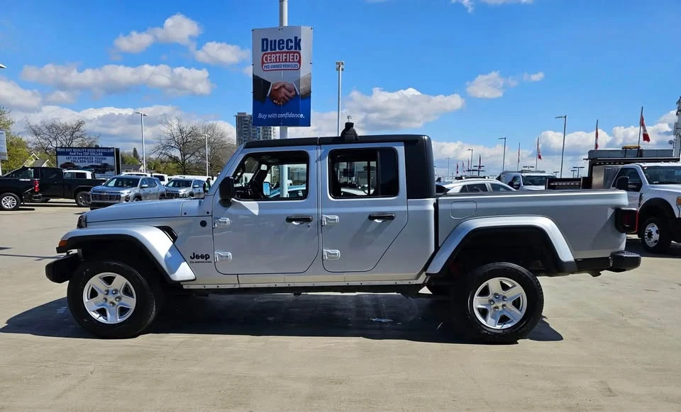 2023 Jeep JT Gladiator - Image 5 of 16