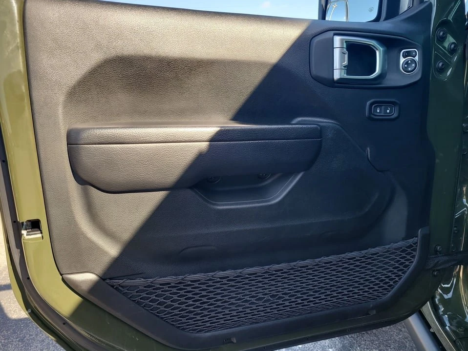 2023 Jeep JT Gladiator - Image 16 of 20