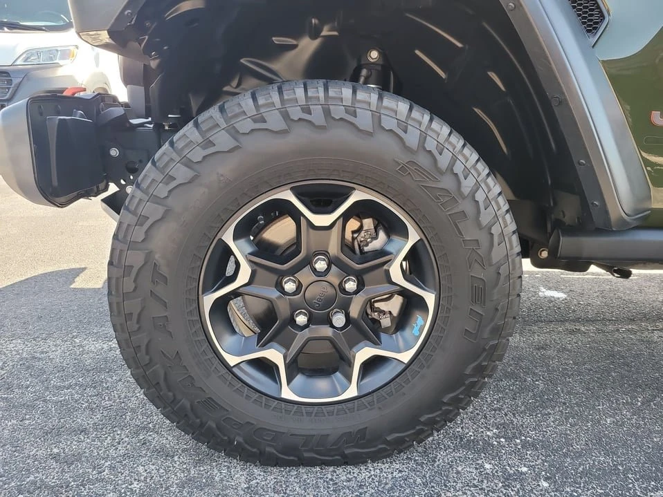 2023 Jeep JT Gladiator - Image 10 of 20