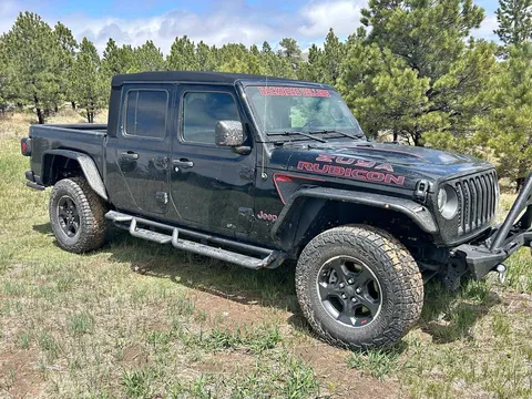2023 Jeep Gladiator