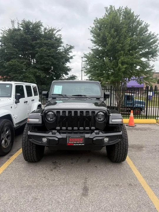 2023 Jeep JT Gladiator - Image 2 of 3