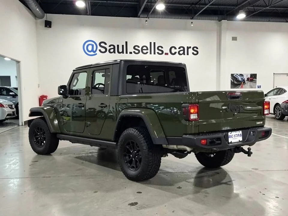 2023 Jeep JT Gladiator - Image 2 of 10