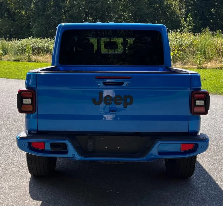 2023 Jeep JT Gladiator - Image 4 of 14