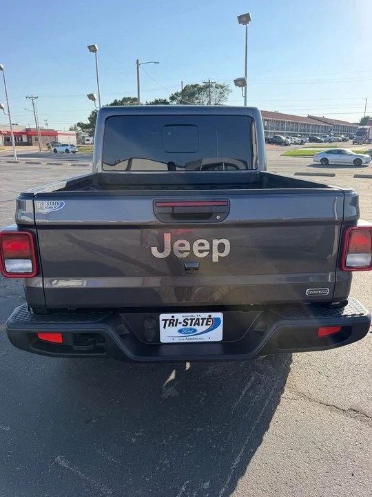 2023 Jeep JT Gladiator - Image 3 of 8