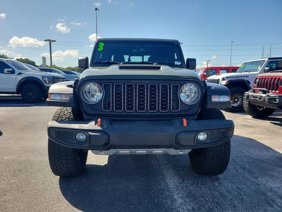2023 Jeep JT Gladiator - Image 2 of 20