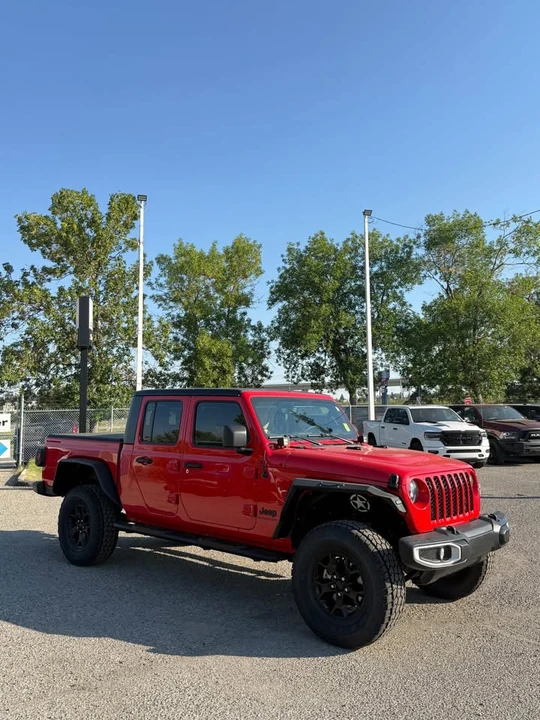 2023 Jeep JT Gladiator - Image 3 of 10