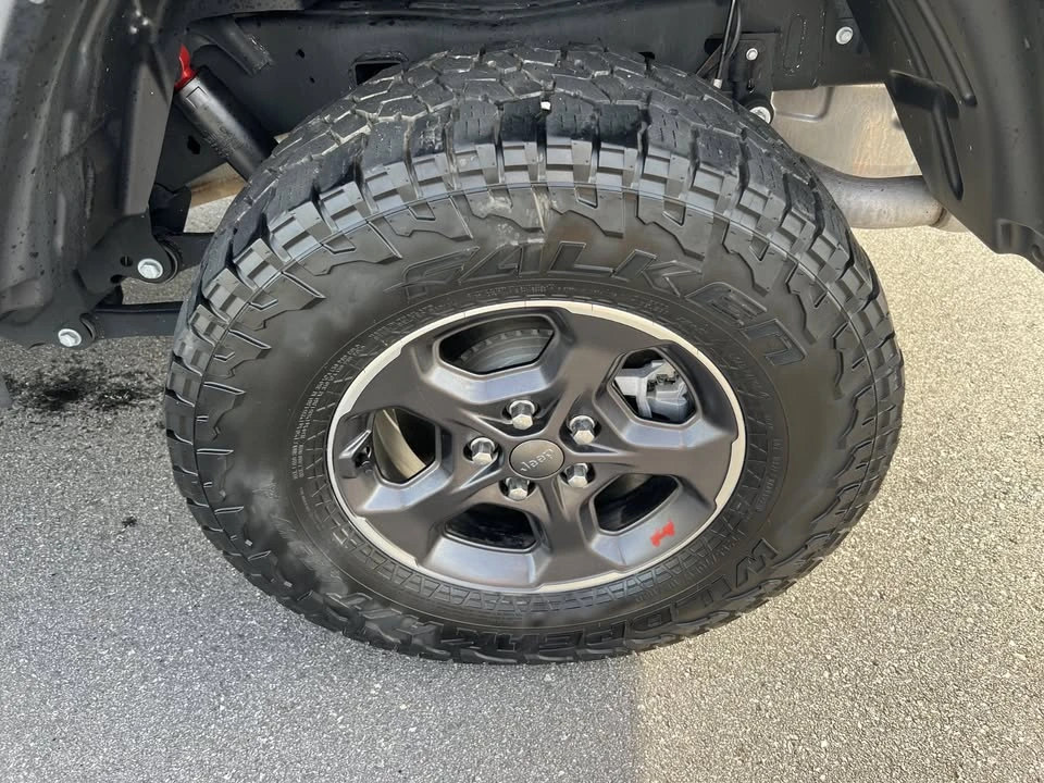2023 Jeep JT Gladiator - Image 11 of 20