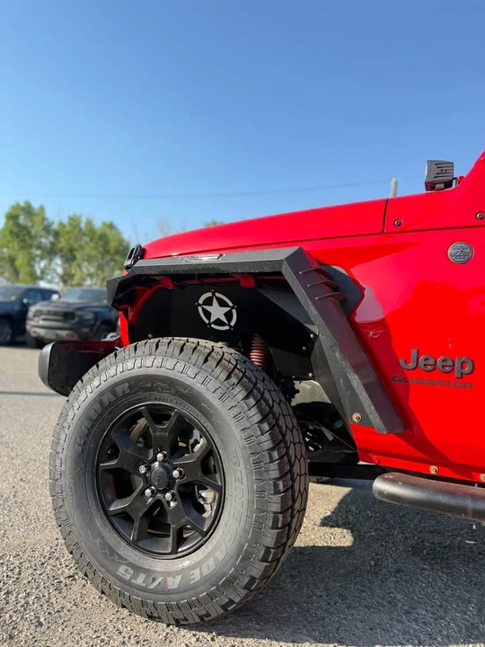 2023 Jeep JT Gladiator - Image 4 of 10