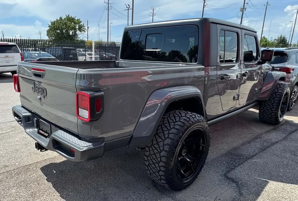 2023 Jeep JT Gladiator - Image 4 of 4
