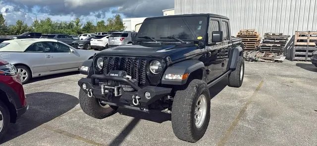 2023 Jeep Gladiator