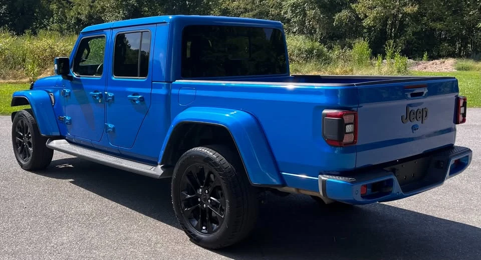 2023 Jeep JT Gladiator - Image 5 of 14