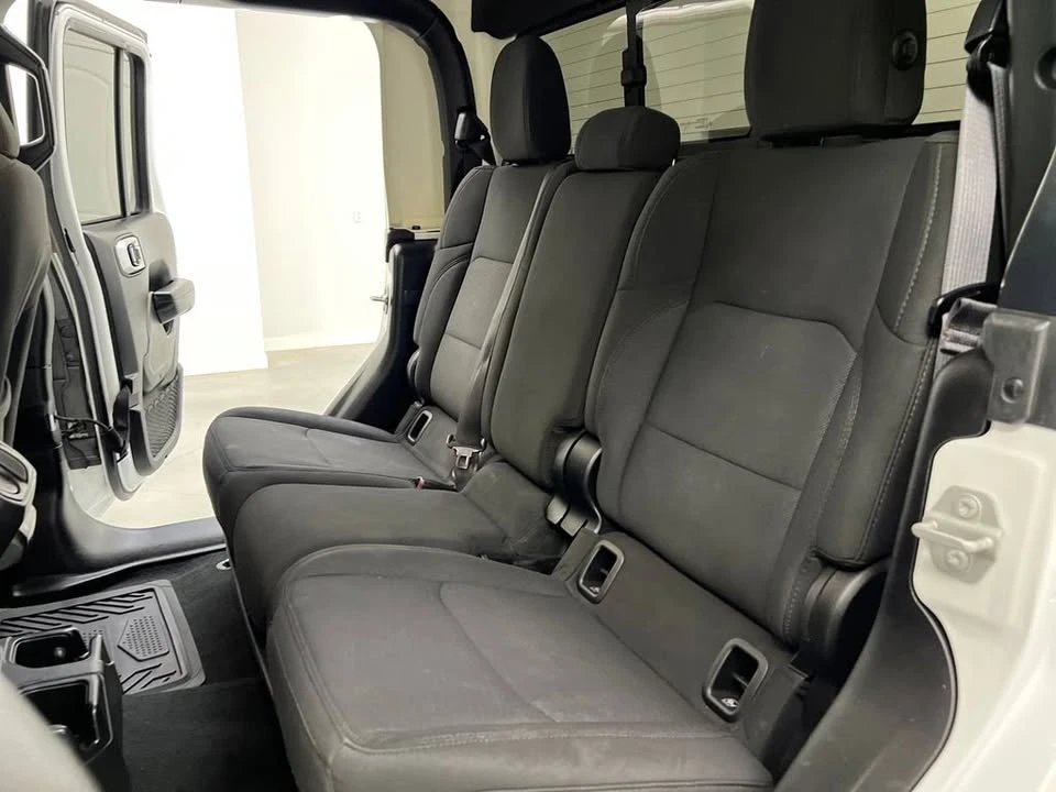 2023 Jeep JT Gladiator - Image 16 of 20