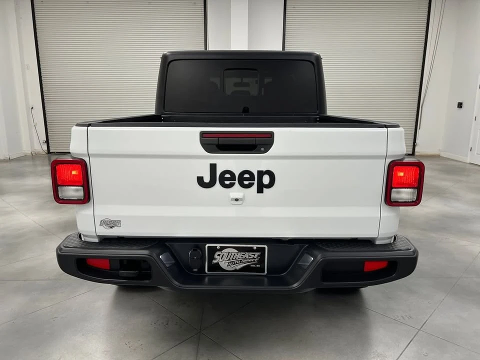 2023 Jeep JT Gladiator - Image 8 of 20