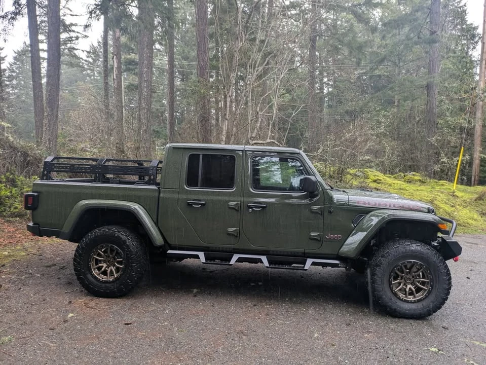 2023 Jeep JT Gladiator - Image 5 of 12