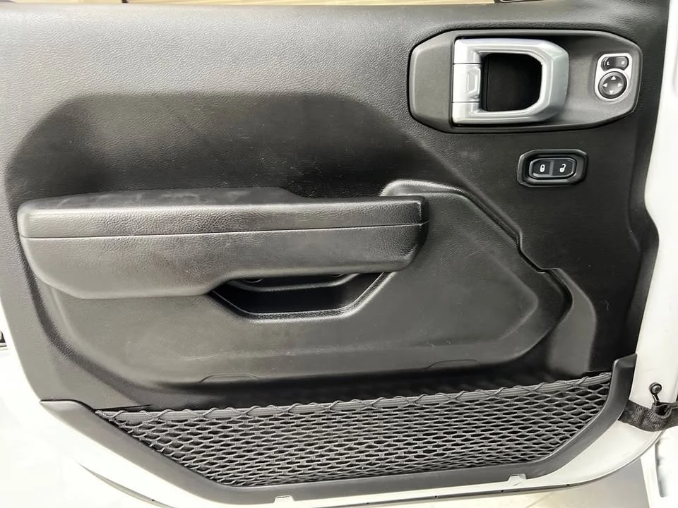 2023 Jeep JT Gladiator - Image 14 of 20