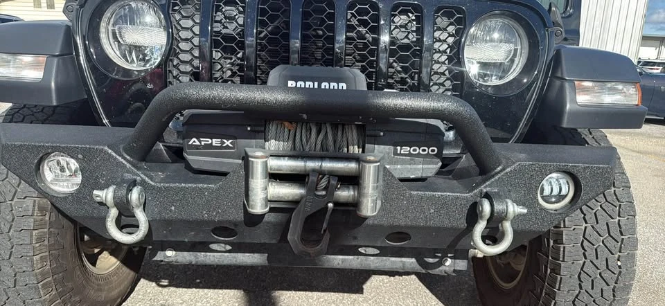 2023 Jeep JT Gladiator - Image 3 of 5