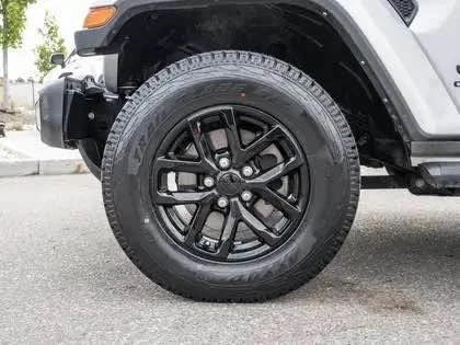 2023 Jeep JT Gladiator - Image 5 of 17