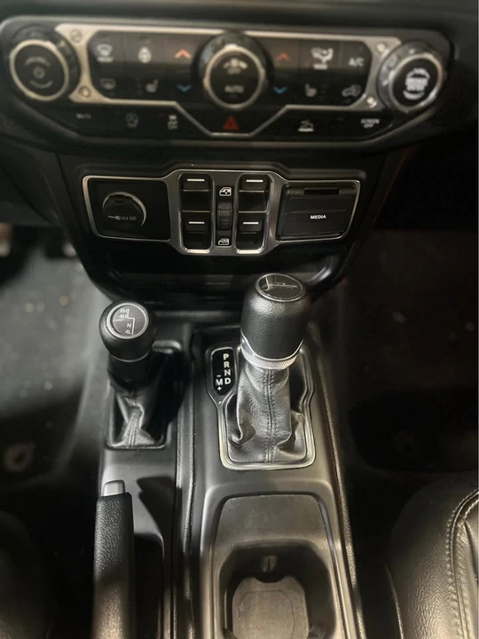 2023 Jeep JT Gladiator - Image 17 of 19