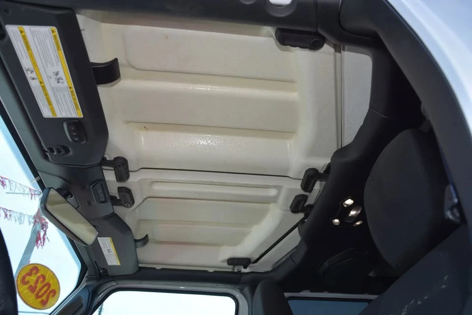 2023 Jeep JT Gladiator - Image 7 of 8