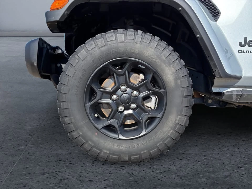 2023 Jeep JT Gladiator - Image 9 of 10